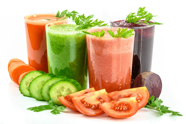 Juicing? Or Blending? Which One Is Better For You?